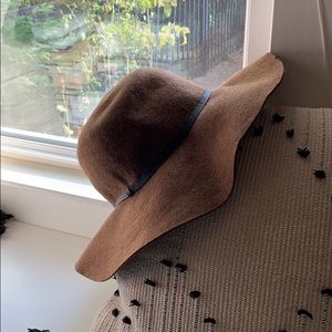 **SOLD**Fall Floppy Brown Hat